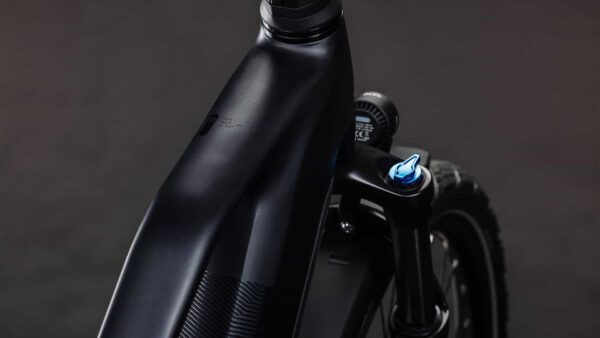 Cube Kathmandu Hybrid Pro 800 coal´n´black