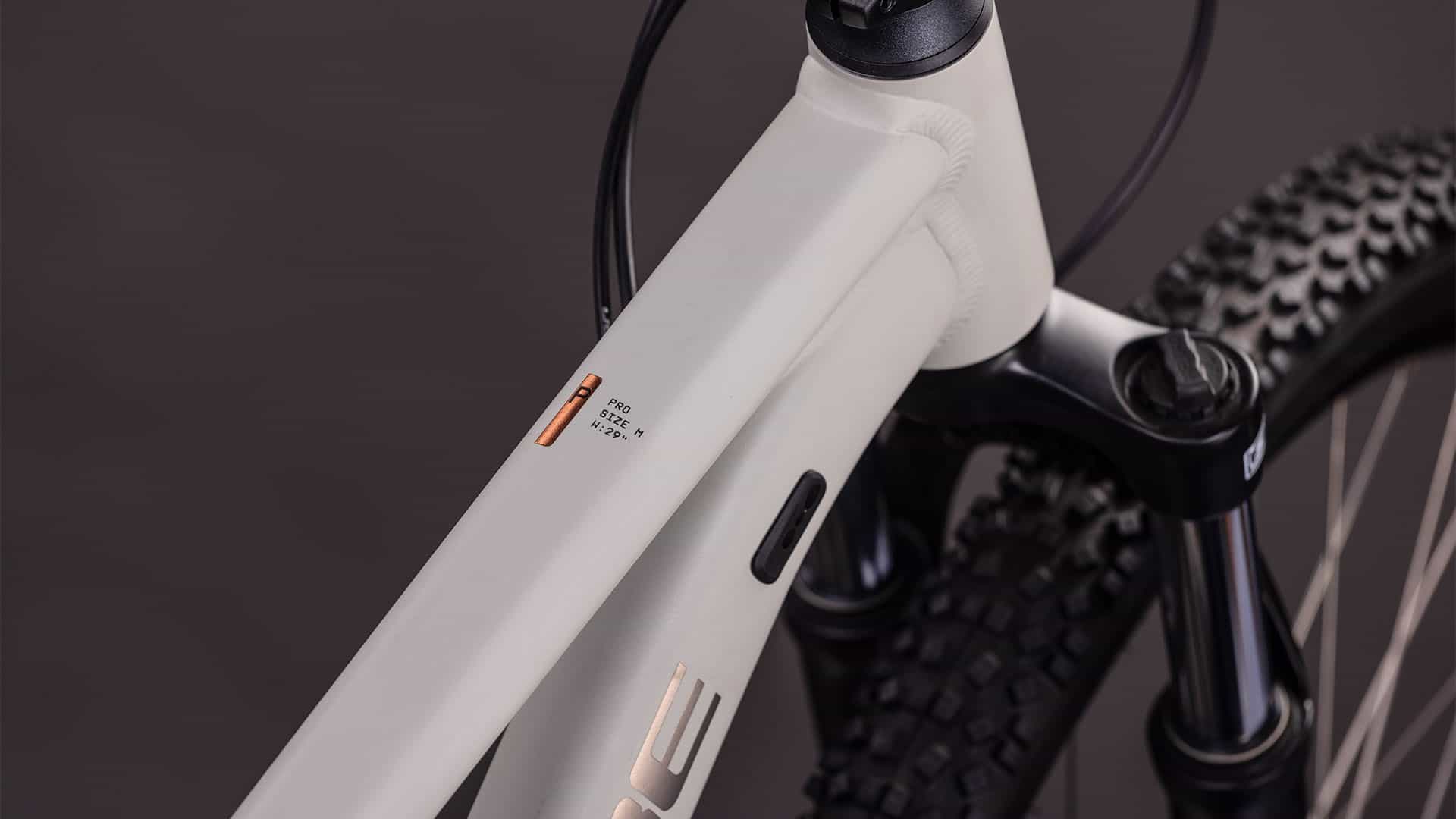 Cube Aim Pro greige´n´titan